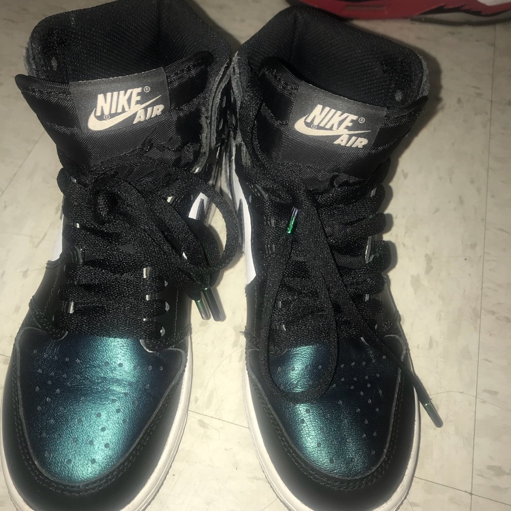 All star 1s size 4.5y